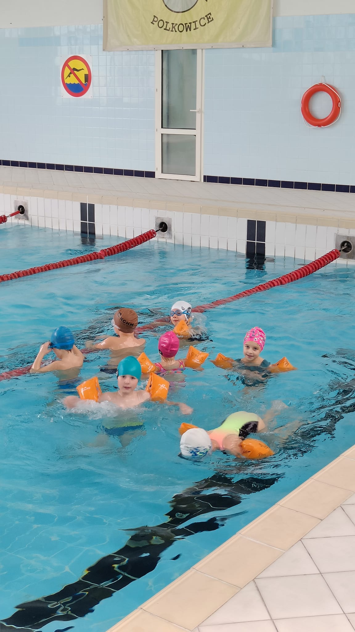 Zajęcia na basenie 