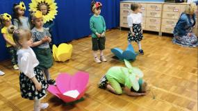 🎭XXl Prezentacja Teatrzyków Przedszkolnych w przedszkolu miejskim nr 3🎭 - II miejsce 🏆 zdobyła gr. II Motylki 🦋👏🏻