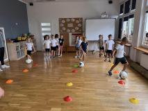 piłkarze w przedszkolu