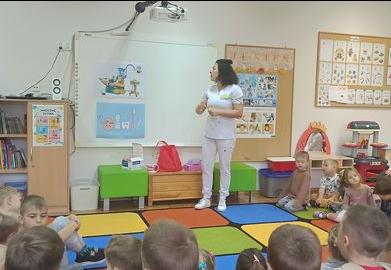 Wizyta pani stomatolog