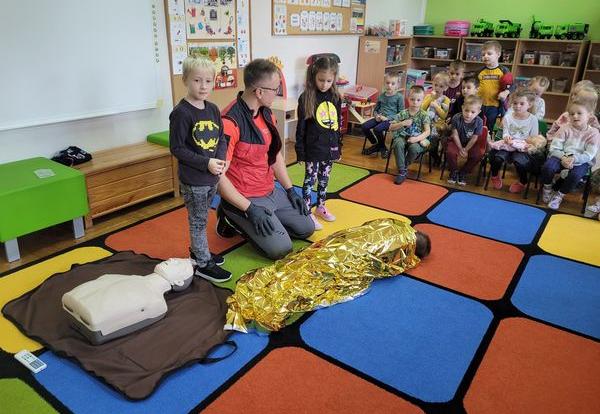 Pierwsza Pomoc Przedmedyczna z Ratownikiem Medycznym.